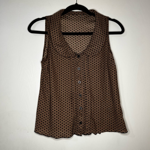 Sleeveless Polka Dot Blouse - Picture 1 of 2